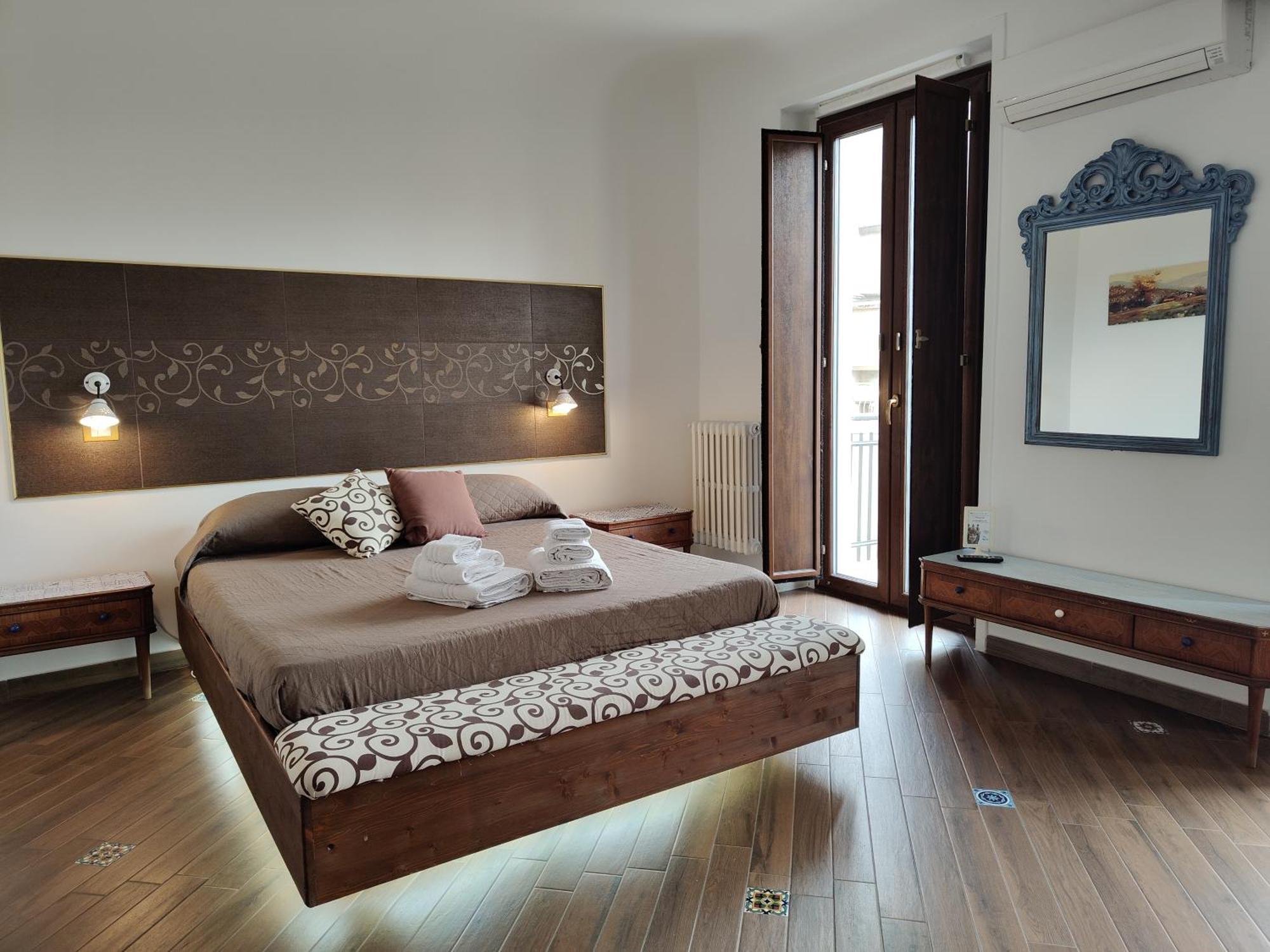 Centro Sicilia Rooms-Suites & Terrace เอนนา ภายนอก รูปภาพ