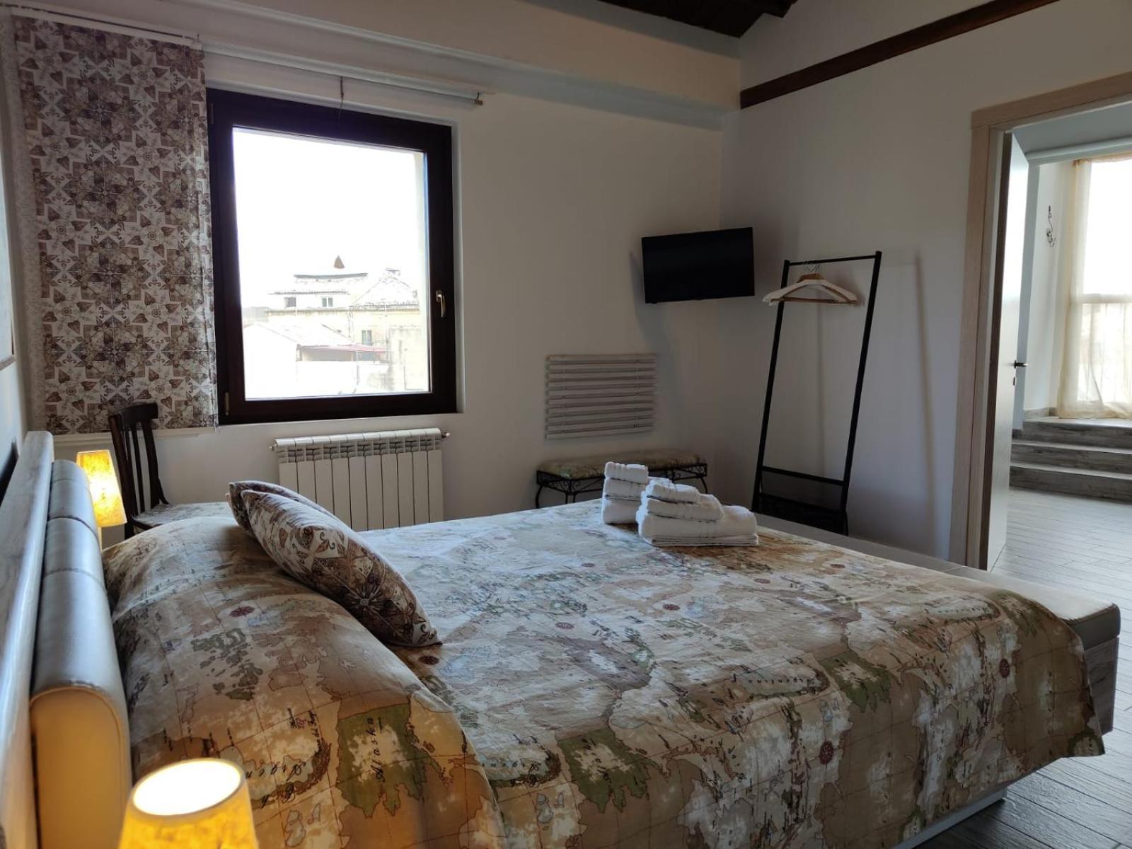 Centro Sicilia Rooms-Suites & Terrace เอนนา ภายนอก รูปภาพ
