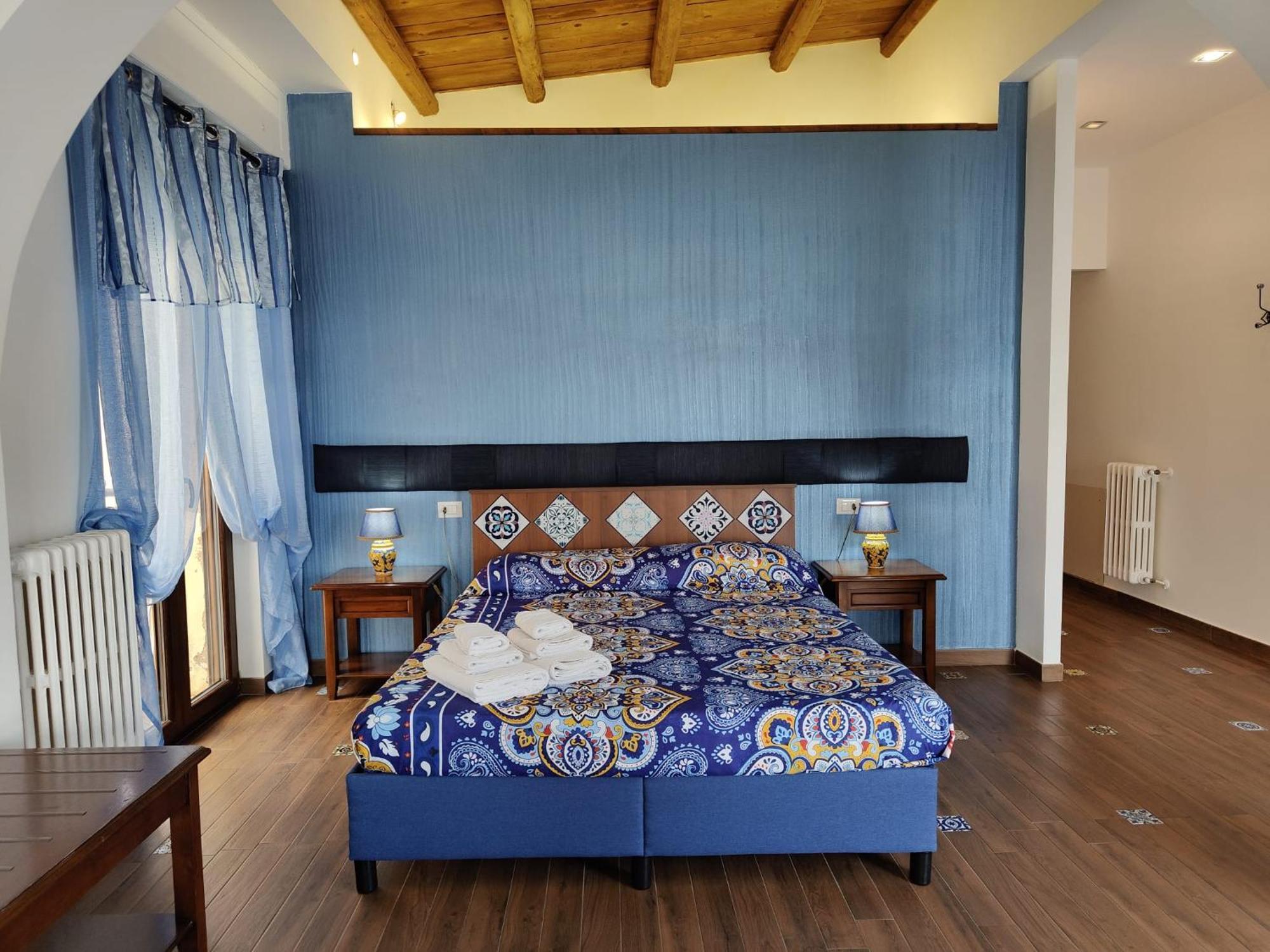 Centro Sicilia Rooms-Suites & Terrace เอนนา ภายนอก รูปภาพ